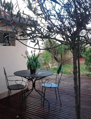 Maison 4 12 Pers A 2,8km Du Circuit Et Proche Bouleries Jump Prázdninový dům Le Mans